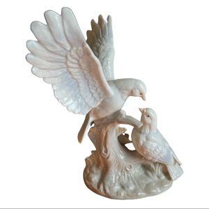 Vintage Porcelain Dove Figurine
